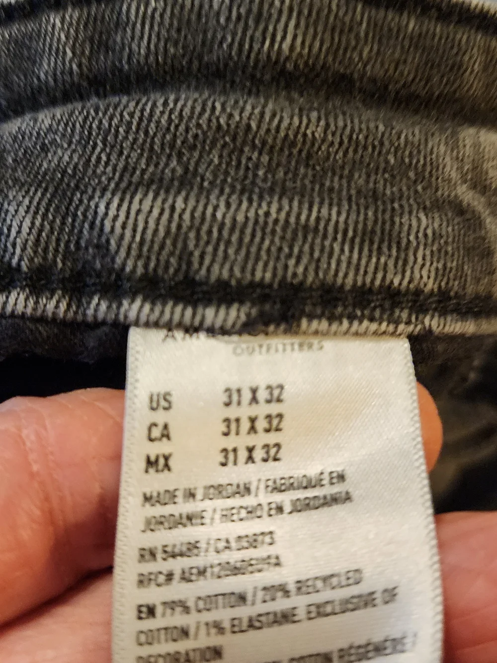 Mens America Eagle Size 31 × 32